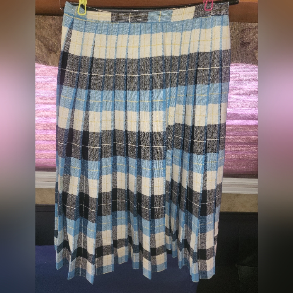 Vintage 1950's handmade wool pleated skirt